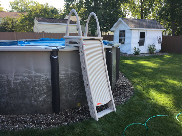 Confer A-Frame Ladder w/ Roll-Guard Gate | 7200