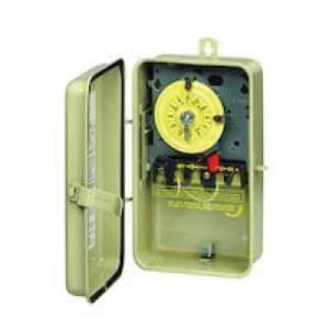 208 to 277 VAC 40 A 6.5" x 3.625" x 10.125" Mechanical Time Switch | ITMT104R3