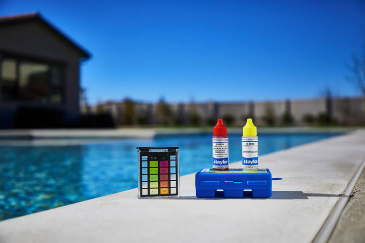 Taylor 3-Way OTO Test Kit For Total Chlorine, Bromine, Ph | K-1000-12